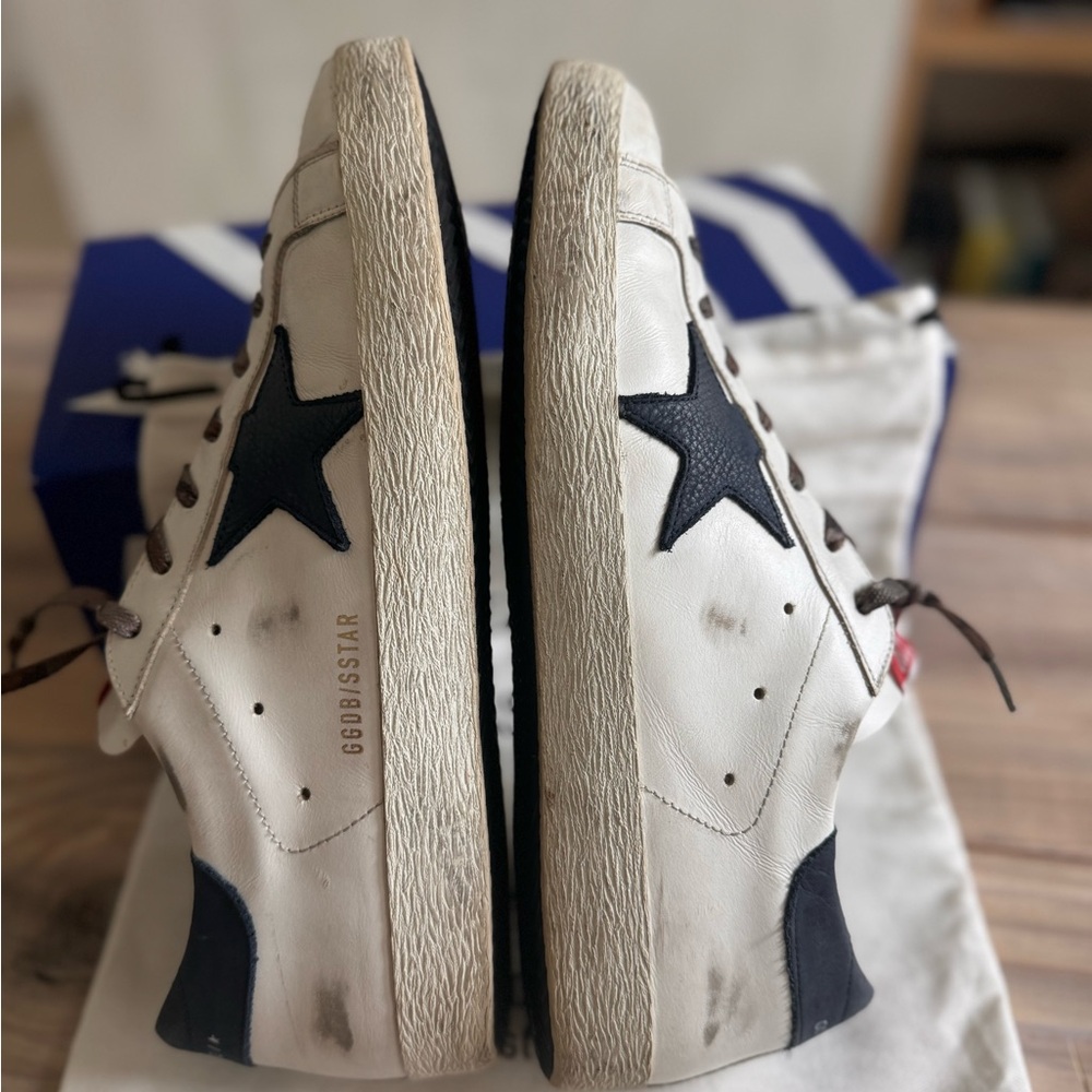 Golden Goose Men's superstar sneakers - Picture 9 of 15